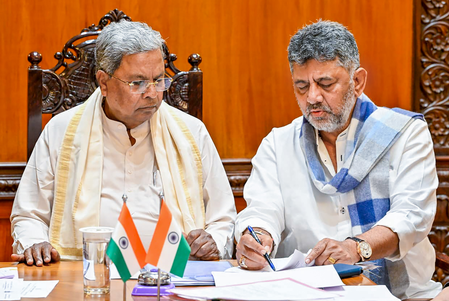 ‘কেন্দ্রের ব্যর্থতা’, মোদীর মিতব্যয়িতার বার্তায় তোপ সিদ্ধারামাইয়ার