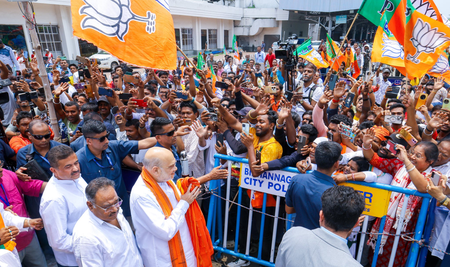 কলকাতায় পৌঁছালেন অমিত শাহ, আজই চূড়ান্ত হতে পারে বাংলার নতুন মুখ্যমন্ত্রীর নাম