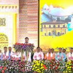 দ্বিতীয়বারের জন্য অসমের মুখ্যমন্ত্রী হিসেবে শপথ নিলেন হিমন্ত বিশ্ব শর্মা