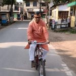 জ্বালানি সাশ্রয়ে বাইসাইকেলে কৃষিমন্ত্রী রতন লাল নাথ, প্রধানমন্ত্রীর আহ্বানে নতুন উদ্যোগ