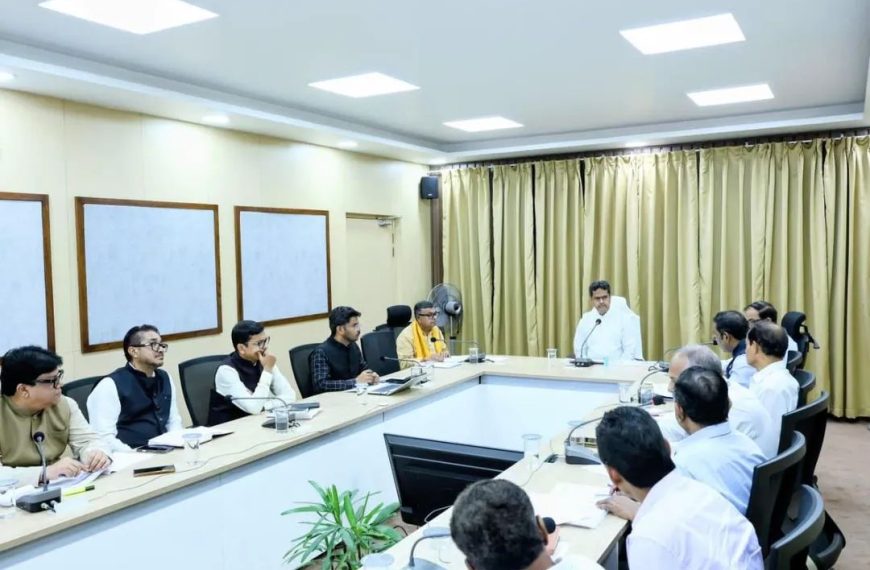 ত্রিপুরার বিদ্যুৎ পরিকাঠামো শক্তিশালী করতে মুখ্যমন্ত্রীর উচ্চপর্যায়ের পর্যালোচনা বৈঠক