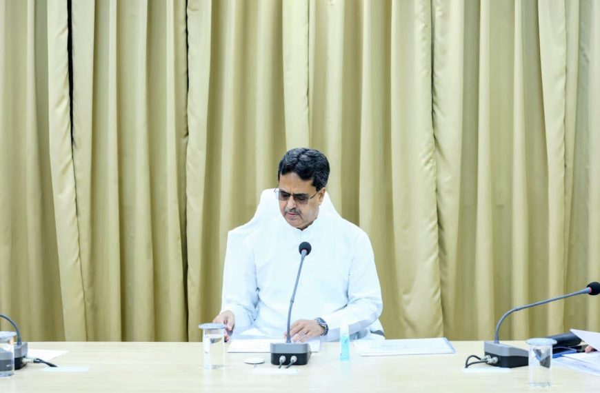 জনস্বার্থ সংশ্লিষ্ট বিষয়গুলিতে আরও সক্রিয়, দায়িত্বশীল এবং সমন্বিতভাবে কাজ করার নির্দেশ মুখ্যমন্ত্রীর