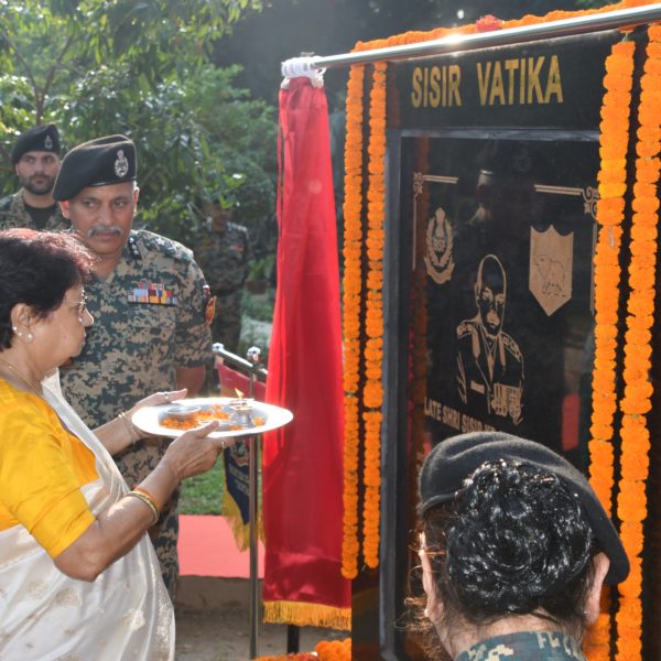 শাললবাগানে বিএসএফ সদর দপ্তরে ‘সিসির বাটিকা’ উদ্বোধন, শহিদকে&hellip;