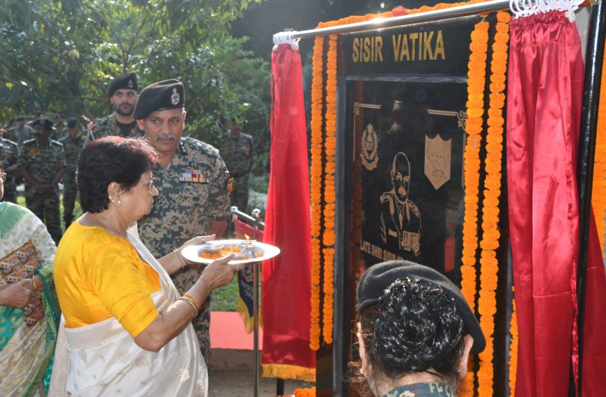 শাললবাগানে বিএসএফ সদর দপ্তরে ‘সিসির বাটিকা’ উদ্বোধন, শহিদকে শ্রদ্ধা