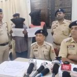 পুলিশ অভিযানে দুই চোর আটক, উদ্ধার ৯ গ্রাম স্বর্ণের চেইন