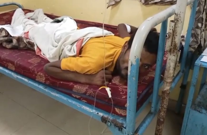 গরম তেলে দগ্ধ শ্রমিককে হাসপাতালে না নিয়ে রেলস্টেশনে ফেলে যাওয়ার অভিযোগ, ক্ষোভ সাব্রুমে