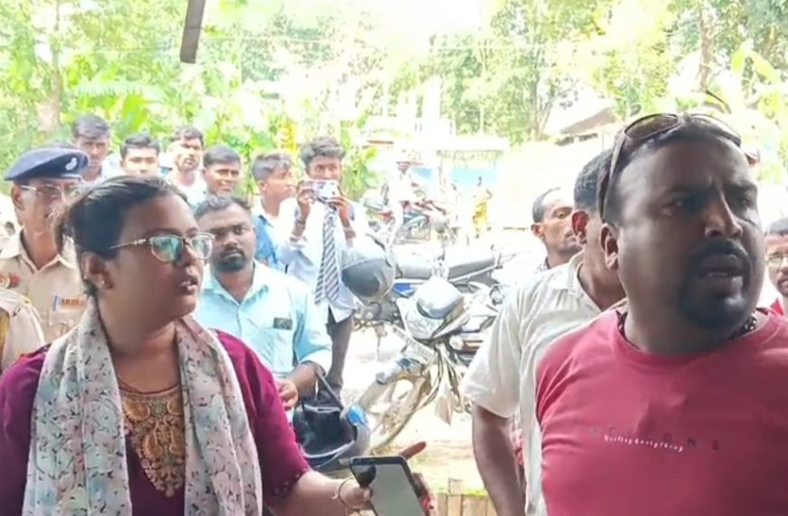 চিল্ড্রেন হোম থেকে পালিয়ে বিশ্রামগঞ্জে পৌঁছাল তিন নাবালিকা, ক্ষোভ এলাকাবাসীর