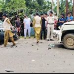 ৮ নম্বর জাতীয় সড়কে মুখোমুখি দুটি গাড়ির সংঘর্ষে দুর্ঘটনা, আহত দুই দম্পতি