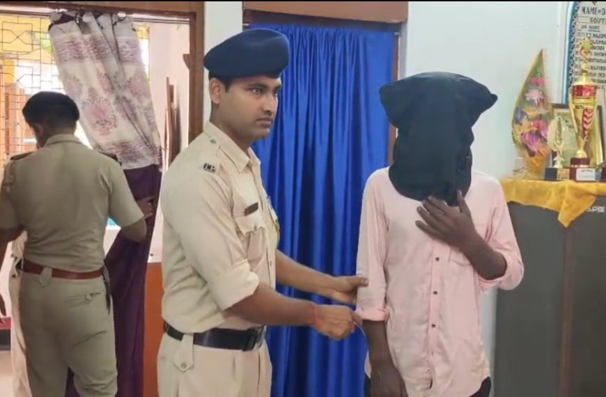 মাতাবাড়িতে পেড়া দোকানে দুঃসাহসিক চুরি, ২৪ ঘণ্টার মধ্যেই দুই অভিযুক্ত গ্রেপ্তার