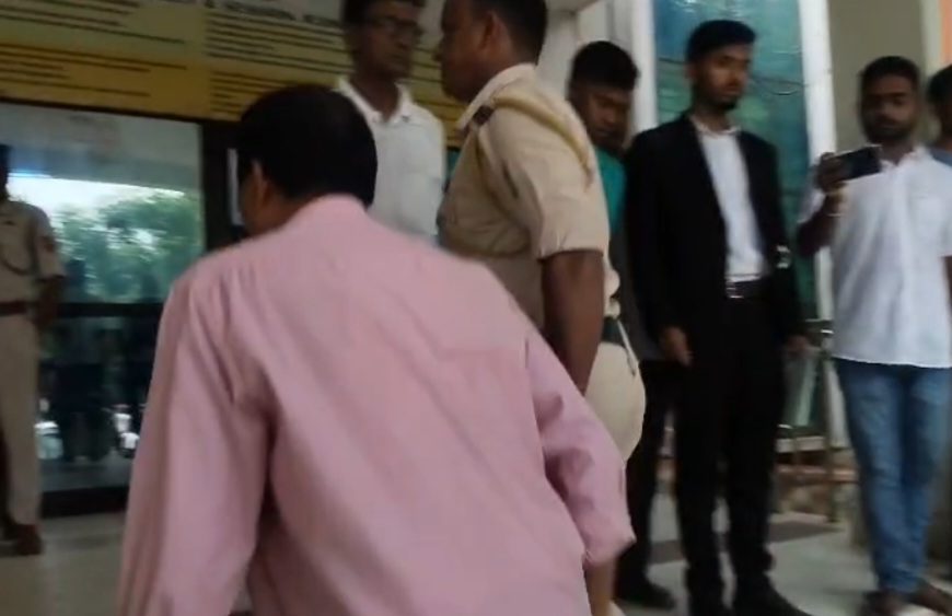 তেলিয়ামুড়া থানায় মাদক জব্দে কারচুপি, চার পুলিশকর্মীকে পাঁচদিনের পুলিশ রিমান্ডে পাঠালো আদালত