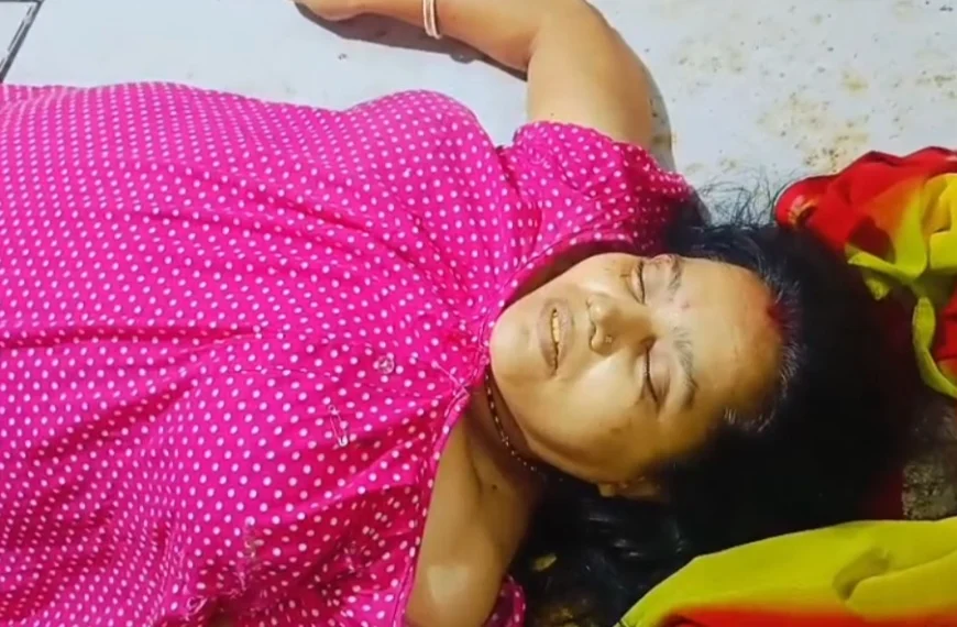 সাব্রুমে বাসের ধাক্কায় প্রাণ গেল মহিলার, সহকারী চালক আটক