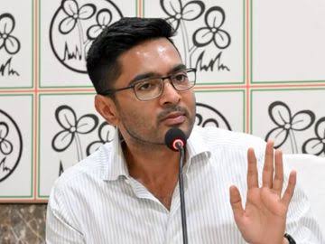 অভিষেক বন্দ্যোপাধ্যায়কে জবাবের জন্য আরও ১০ দিন সময় দিল কলকাতা পুরসভা