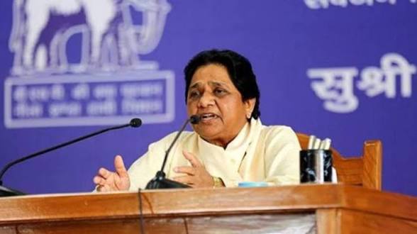 সংবিধান ও ধর্মনিরপেক্ষতার সঙ্গে আপস জাতীয় স্বার্থে নয়, বাংলা-পরবর্তী হিংসা ইস্যুতে কেন্দ্র-রাজ্যকে পরামর্শ মায়াবতীর