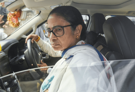 কেন্দ্রীয় স্বরাষ্ট্র মন্ত্রণালয়কে নিয়ে মন্তব্য, মমতা বন্দ্যোপাধ্যায়ের বিরুদ্ধে কলকাতা পুলিশের কাছে নতুন অভিযোগ