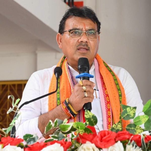 প্রধানমন্ত্রী পরিকল্পনা নিয়েছেন সারা দেশে ৩ কোটি লাখপতি&hellip;