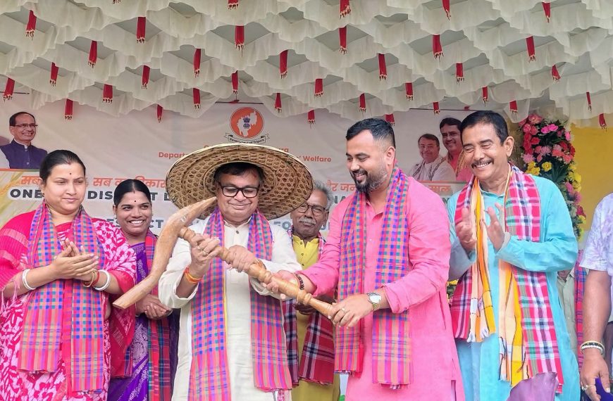 কৃষক, যুব ও মহিলাদের ক্ষমতায়নেই ভারতের উন্নয়ন: কৃষি মন্ত্রী