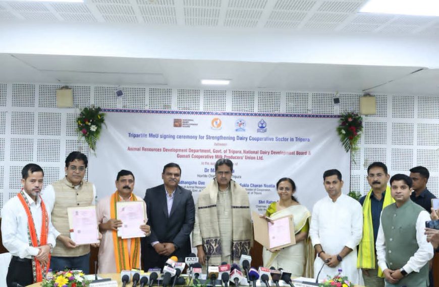 কৃষক ও পশুপালকদের আয় বৃদ্ধি এবং গ্রামীণ অর্থনীতিকে আরও শক্তিশালী করার ক্ষেত্রে দুগ্ধ শিল্প গুরুত্বপূর্ণ ভূমিকা পালন করতে পারে: মুখ্যমন্ত্রী