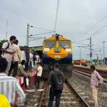 যাত্রী বিক্ষোভে উত্তাল জিরানিয়া রেলস্টেশন, ট্রেন অবরোধ