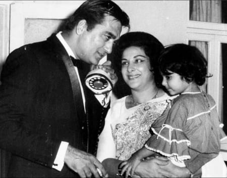 ফাদার্স ডে-তে সুনীল দত্তকে স্মরণ করে আবেগঘন শ্রদ্ধা প্রিয়ার, ‘তাঁর মূল্যবোধ আজও আমাকে অনুপ্রাণিত করে’
