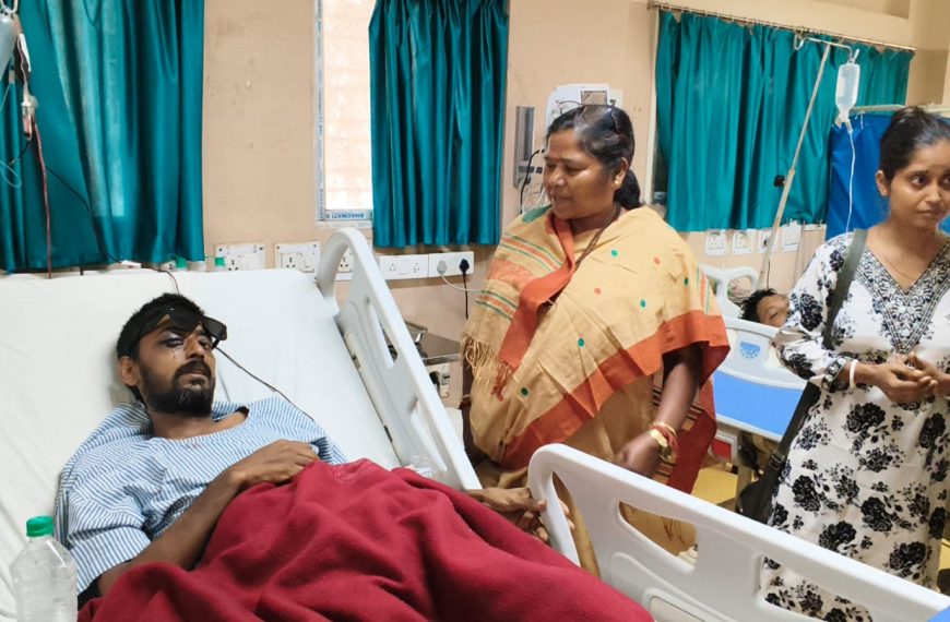অসহায় যুবকের উন্নত চিকিৎসায় সহায়তার আশ্বাস প্রাক্তন কেন্দ্রীয় মন্ত্রী প্রতিমা ভৌমিকের