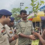 বিশালগড়ে বন ও পুলিশ বিভাগের যৌথ উদ্যোগে ‘গাঁজা হটাও, গাছ লাগাও’ সচেতনতামূলক অভিযান