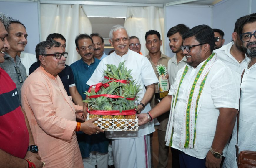 তিনদিনের উৎসব শেষে ত্রিপুরার আনারস শিল্পে নতুন সম্ভাবনার&hellip;