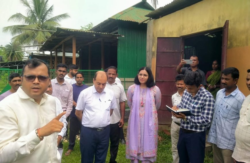 গ্রামীণ উন্নয়নে জোর, সিমনা পঞ্চায়েতে আকস্মিক পরিদর্শন জেলা প্রশাসনের