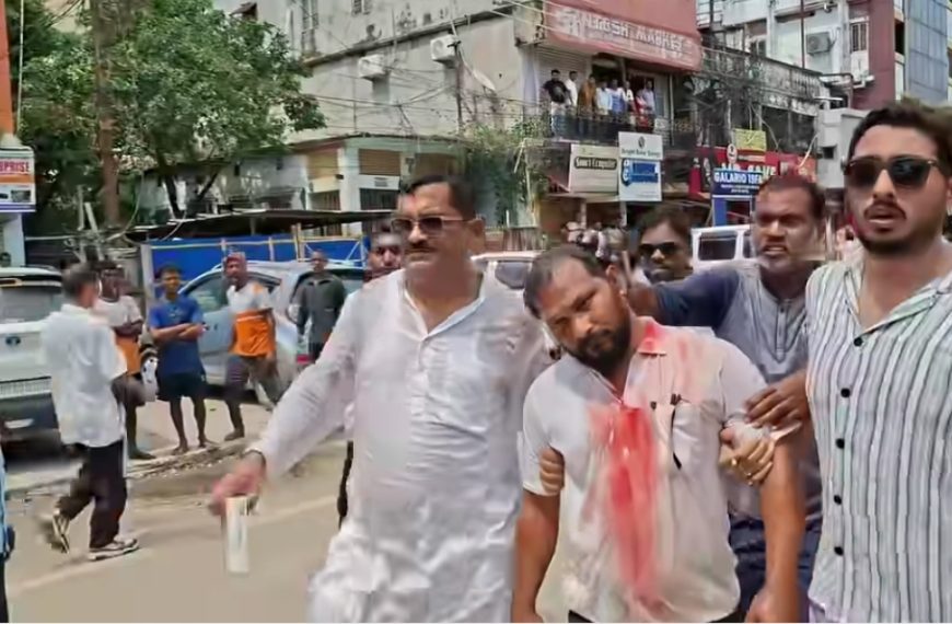 কেন্দ্রীয় শিক্ষামন্ত্রীর পদত্যাগের দাবিতেযুব কংগ্রেসের বিক্ষোভ, উত্তেজনা, জলকামান ও লাঠিচার্জ পুলিশের, আহত একাধিক