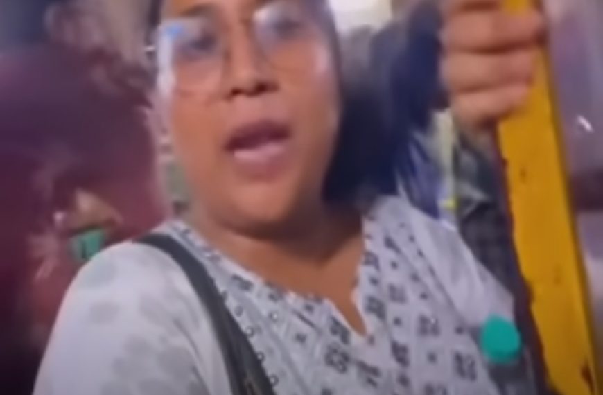 কলকাতার বাসে ত্রিপুরার তরুণীকে ‘বাংলাদেশী’ বলে হেনস্থার অভিযোগ, ভাইরাল ভিডিও ঘিরে ক্ষোভ