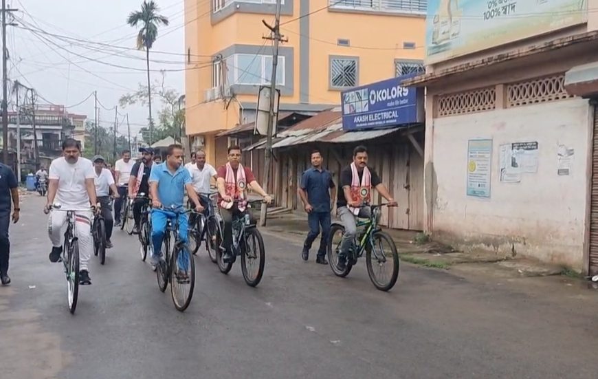বিশ্ব সাইকেল দিবসে স্বাস্থ্য ও পরিবেশ সচেতনতার বার্তা, কৈলাসহরে বর্ণাঢ্য সাইকেল র্যালি