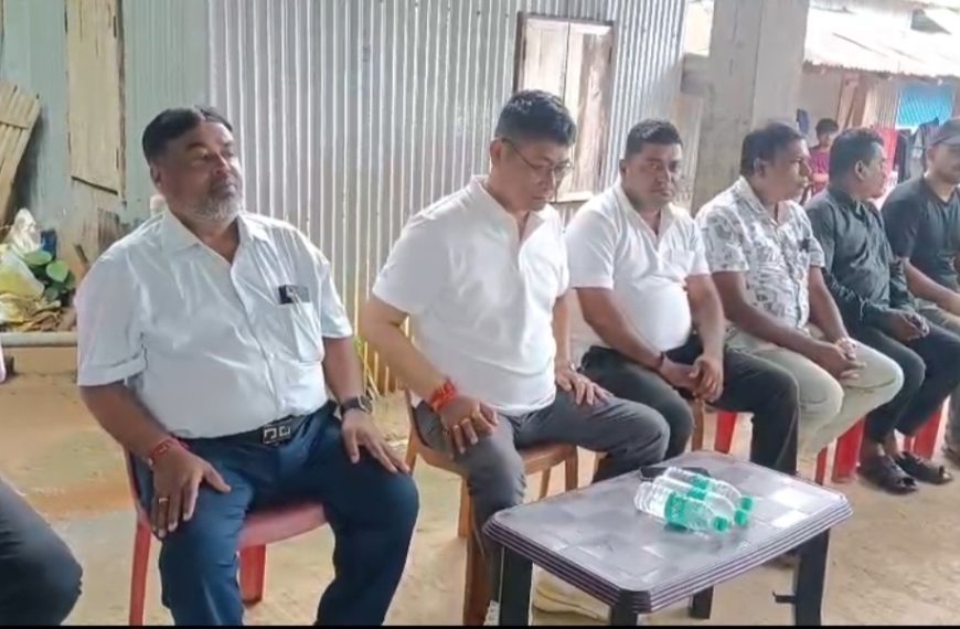 ‘বুথ চলো অভিযান’-এ জনসংযোগে জোর, চাকমাঘাটে বুথ সভায় উন্নয়নের আশ্বাস মন্ত্রী বিকাশ দেববর্মার