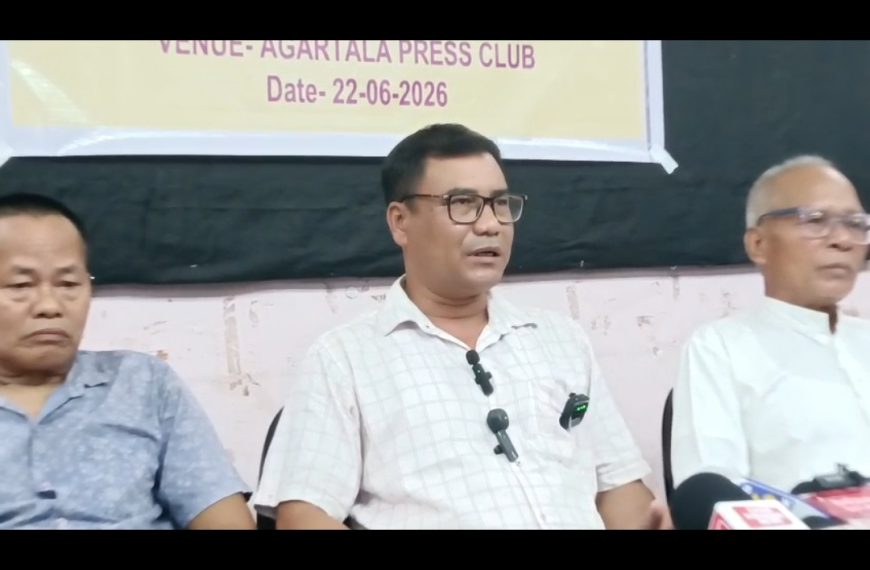 ফের ৯ দফা দাবির সমর্থনে ২৪ জুন থেকে রেল ও জাতীয় সড়ক অবরোধের ঘোষণা আত্মসমর্পণকারী সংগঠনগুলির