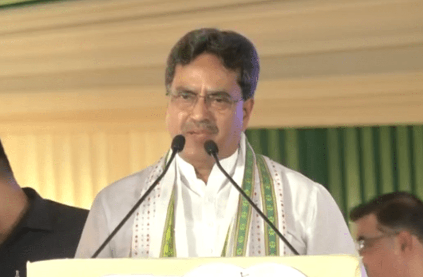 ত্রিপুরাকে বিশ্বের দরবারে নিয়ে যেতে কুইন আনারস এক বিশেষ ভূমিকা রাখছে: মুখ্যমন্ত্রী