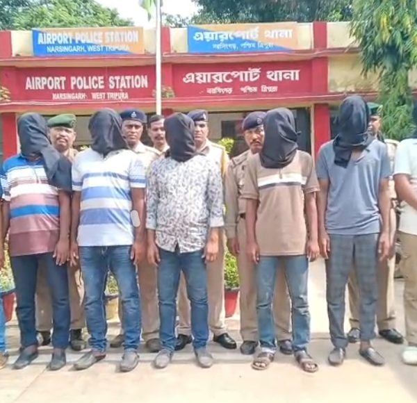 আগরতলা বিমানবন্দর এলাকা থেকে আরও ৪ বাংলাদেশি আটক,&hellip;
