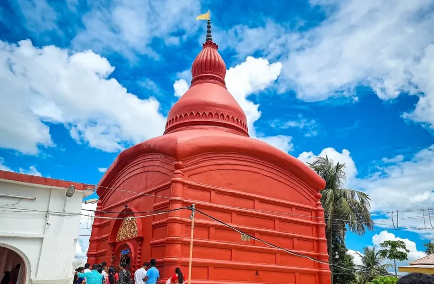 ত্রিপুরা সুন্দরী মন্দির : সংস্কৃতি ও প্রকৃতির মিলনস্থল