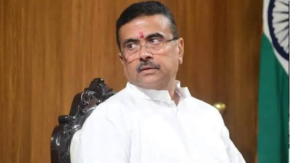 পশ্চিমবঙ্গে ঝুলে থাকা রেল প্রকল্প দ্রুত বাস্তবায়নে টাস্ক ফোর্স গঠন, উদ্যোগ মুখ্যমন্ত্রী শুভেন্দু অধিকারীর