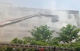 দিল্লির আইটিও এলাকায় শিক্ষা মন্ত্রকের দফতরে ভয়াবহ অগ্নিকাণ্ড
