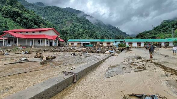 অরুণাচলে বন্যার তাণ্ডব: ১২ জেলায় হাজারো মানুষ ক্ষতিগ্রস্ত, মৃতের সংখ্যা বেড়ে ৩