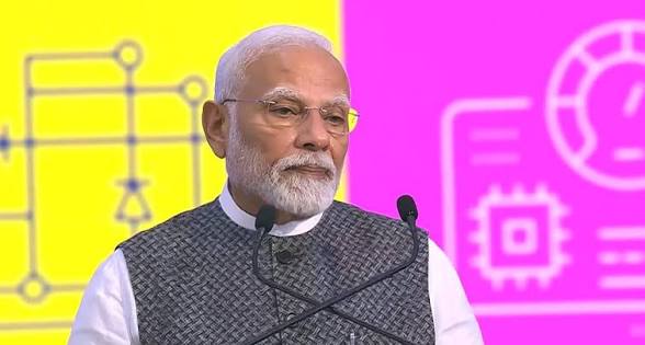 উদ্ভাবন, প্রযুক্তি ও উৎপাদনে বিপুল সম্ভাবনা, বিশ্ব বিনিয়োগকারীদের ভারতমুখী হওয়ার আহ্বান মোদির