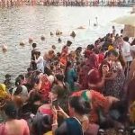 সোমবতী অমাবস্যায় দেশজুড়ে পুণ্যস্নান, পবিত্র নদী ও তীর্থস্থানে ভক্তদের ঢল