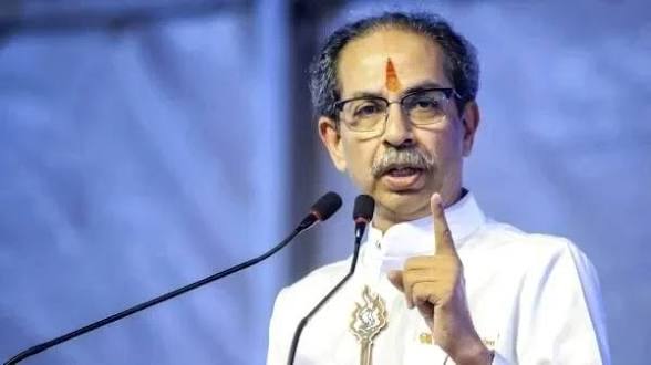সাংসদদের ‘হাইব্রিড’ উপস্থিতি ঘিরে জল্পনা, চাপে উদ্ধব শিবির