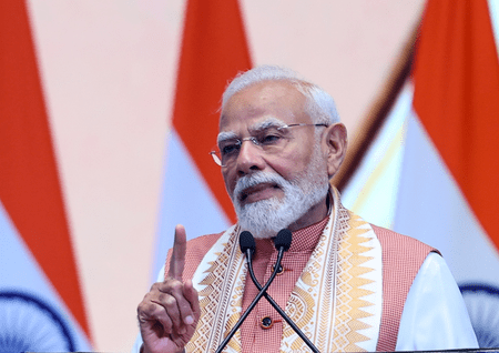 ‘রিফর্ম, পারফর্ম ও ট্রান্সফর্ম’ মন্ত্রে বিশ্ব অর্থনীতির প্রবৃদ্ধিতে গুরুত্বপূর্ণ ভূমিকা রাখছে ভারত: প্রধানমন্ত্রী মোদী
