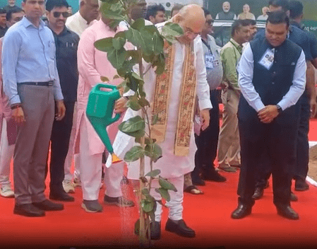 গান্ধীনগরে ২০২৯ সালের মধ্যে ২০ শতাংশ সবুজ আচ্ছাদনের লক্ষ্য, ছাদে সৌর প্যানেলের আহ্বান অমিত শাহের