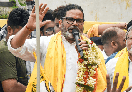 বাঁকিপুর উপনির্বাচন: জন সুরাজ কর্মীদের আটক নিয়ে প্রশ্ন প্রশান্ত কিশোরের, কড়া ভোটার যাচাইকে সমর্থন