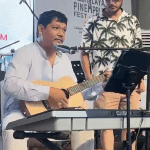 দিল্লির পাইনঅ্যাপল ফেস্টিভ্যালে তরুণ শিল্পীদের সঙ্গে গিটার বাজালেন মেঘালয়ের মুখ্যমন্ত্রী কনরাড সাংমা