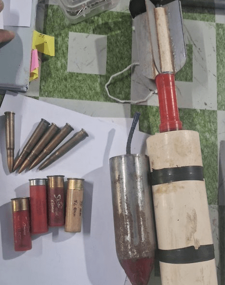 মণিপুরে জঙ্গি ও মাদকবিরোধী অভিযানে সাফল্য, গ্রেফতার ৫ জঙ্গি ও ২ মাদক পাচারকারী; উদ্ধার বিপুল অস্ত্র-মাদক