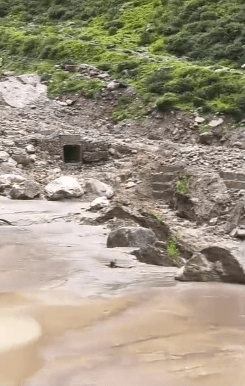 উত্তরাখণ্ডে ভারী বৃষ্টিতে জনজীবন বিপর্যস্ত,&hellip;