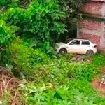নন্দননগর স্কুল সংলগ্ন এলাকায় ভয়াবহ সড়ক দুর্ঘটনা, প্রায় ২০ ফুট গভীর খাদে পড়ল গাড়ি