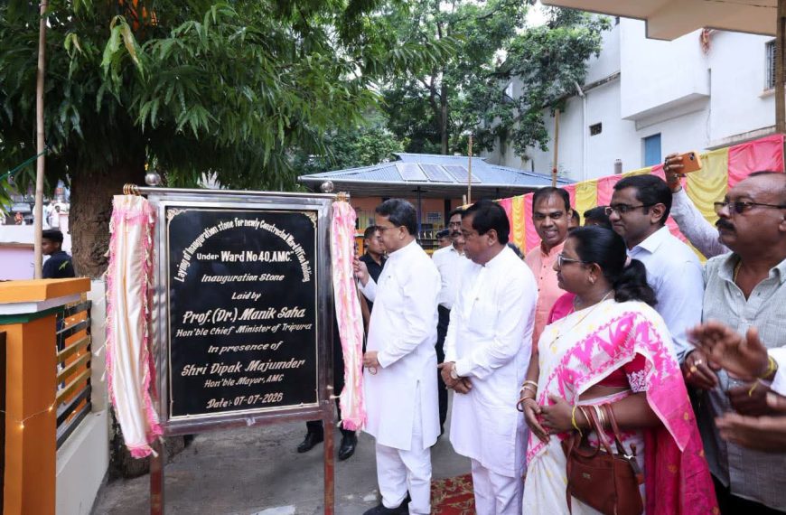স্বচ্ছতার সঙ্গে পরিকাঠামোর উন্নয়ন ও নাগরিক পরিষেবার সুযোগ দিতে চায় সরকার: মুখ্যমন্ত্রী