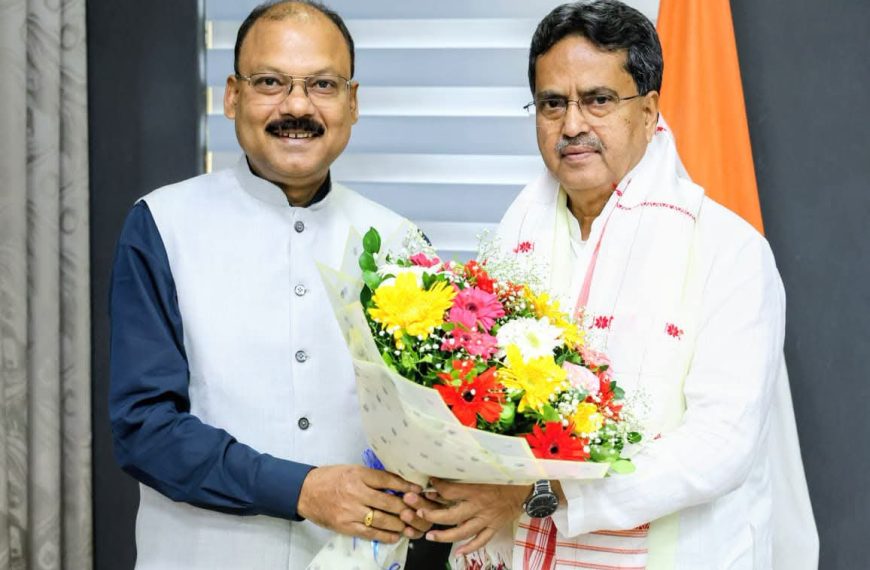 মুখ্যমন্ত্রীর সঙ্গে সৌজন্য সাক্ষাৎ ত্রিপুরা বিশ্ববিদ্যালয়ের উপাচার্যের